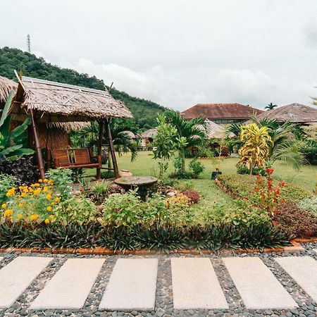 Bambu Getaway Apartment Kuah Exterior foto